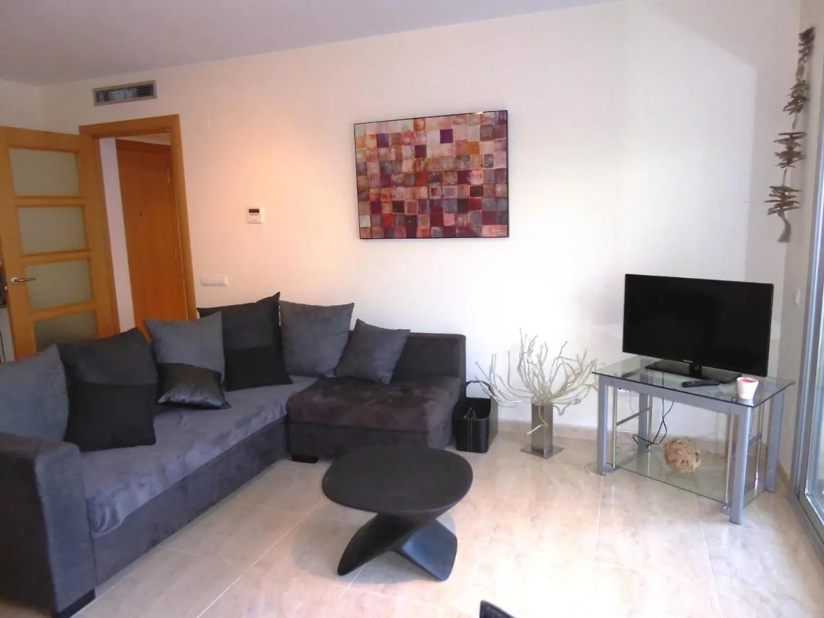Piso Moderno Con Terraza, Jardin, Piscina Y Wifi, A 400M De La Playa En Llanca - Es-228-137 Apartment