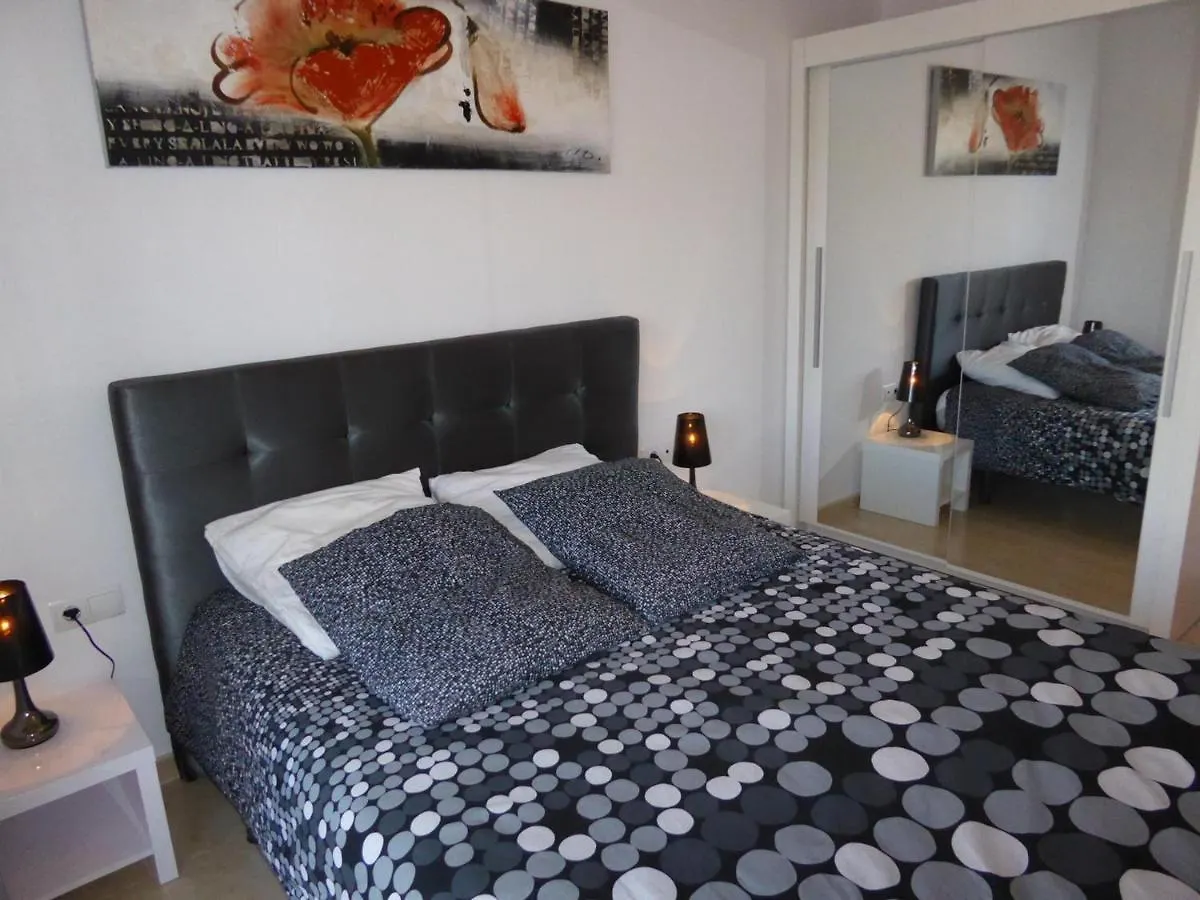 Piso Moderno Con Terraza, Jardin, Piscina Y Wifi, A 400M De La Playa En Llanca - Es-228-137 Apartment